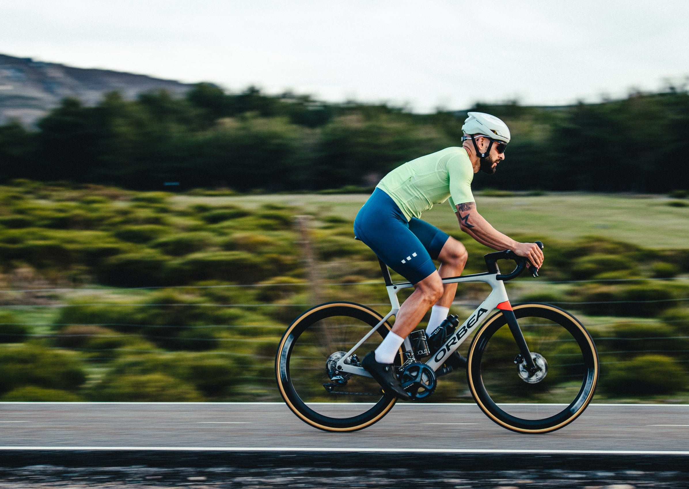 DUSTY LIME - SIGNATURE Jersey Man