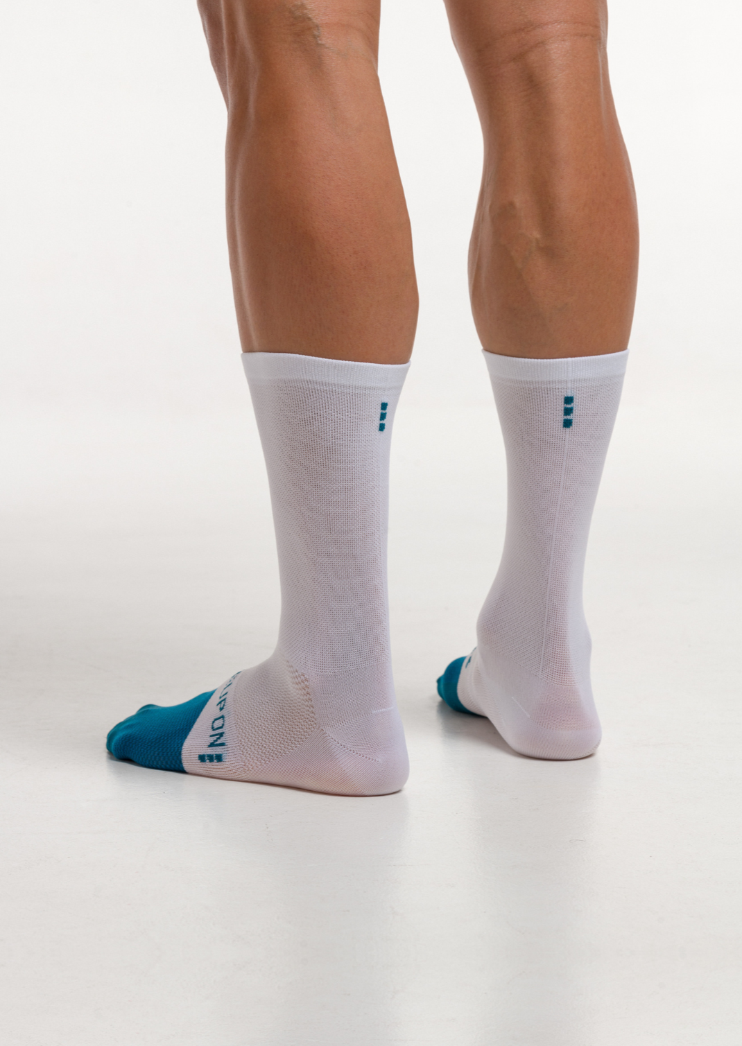WHITE/AQUA - EVO Socks FREE