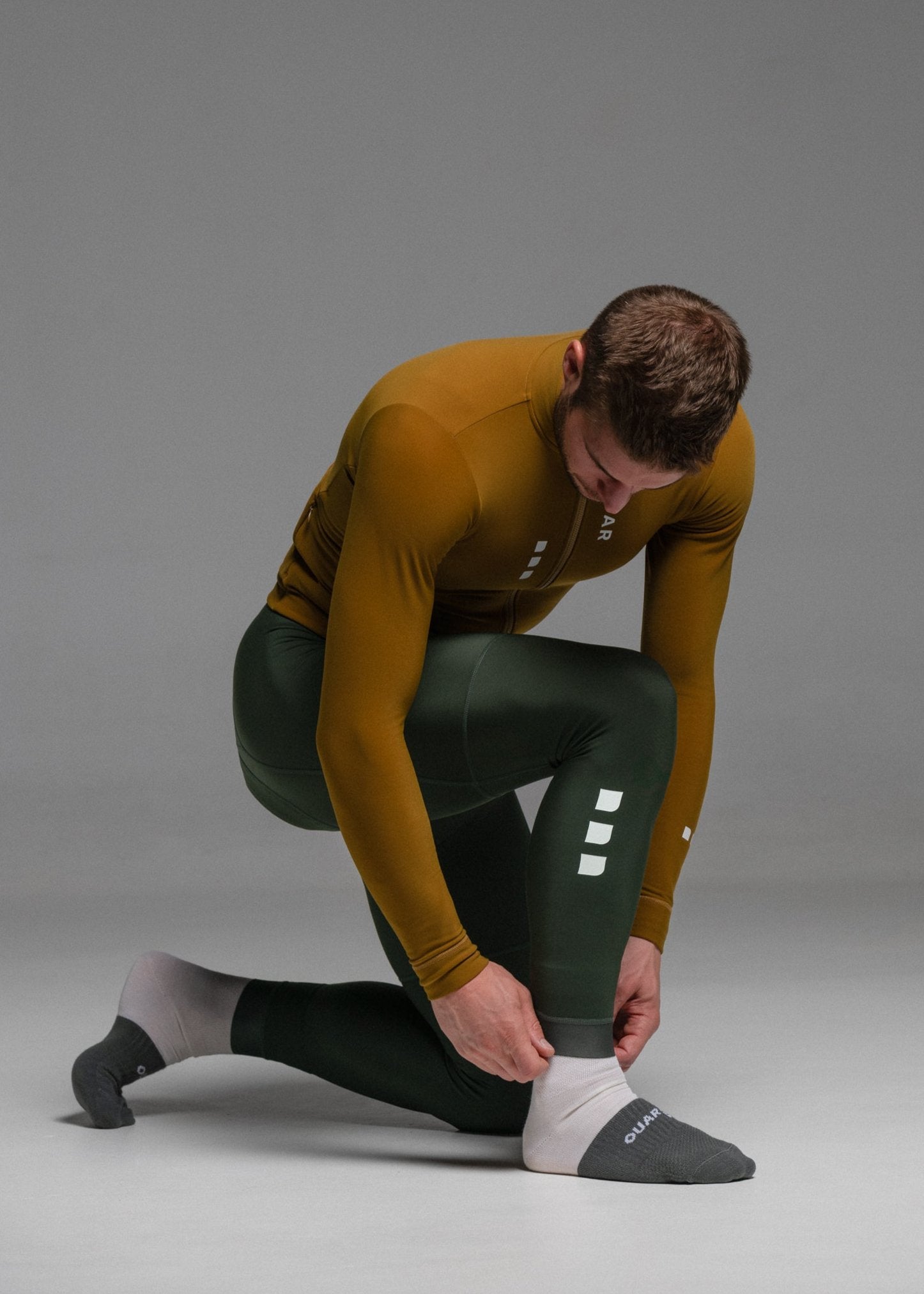 COUNTRY LS JERSEY + FOREST GREEN LONG BIBS + PURE BLACK NECK WARMER
