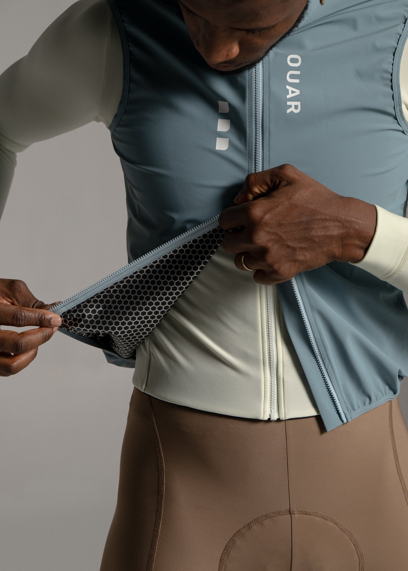 LOUNGE JERSEY + HAZEL LONG BIBS + MINERAL GILET + NECK WARMER