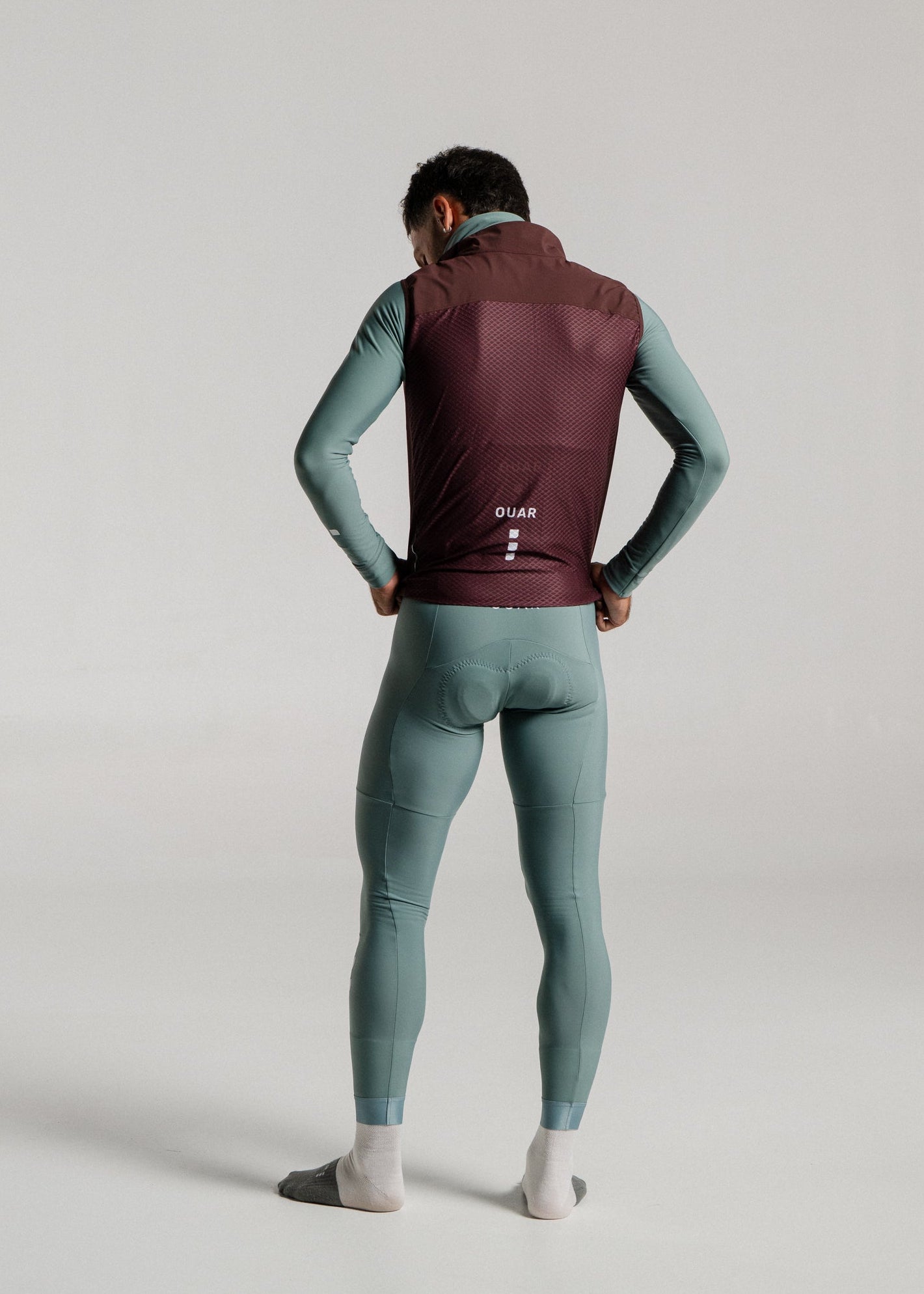 JUNGLE LS JERSEY + EUCALYPTO LONG BIBS + DARK OAK GILET + NECK WARMER