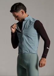 TECHNO LS JERSEY + EUCALYPTO LONG BIBS + MINERAL GILET + NECK WARMER