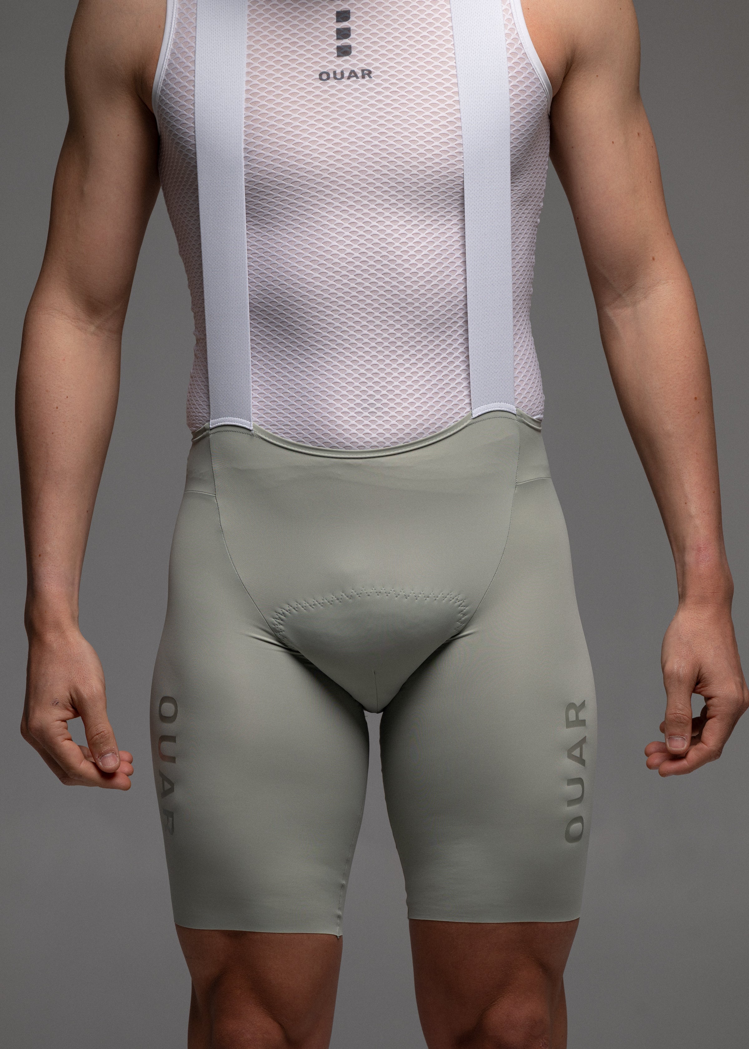 STEEL BLUE JERSEY + WARM GREY BIBS + WHITE/AQUA SOCKS