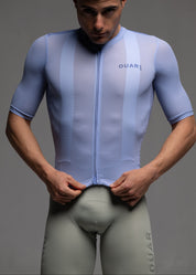 SAPPHIRE JERSEY + WARM GREY BIBS + WHITE/AQUA SOCKS