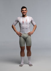 DIZZY WHITE JERSEY + WARM GREY BIBS + WHITE/GREY SOCKS