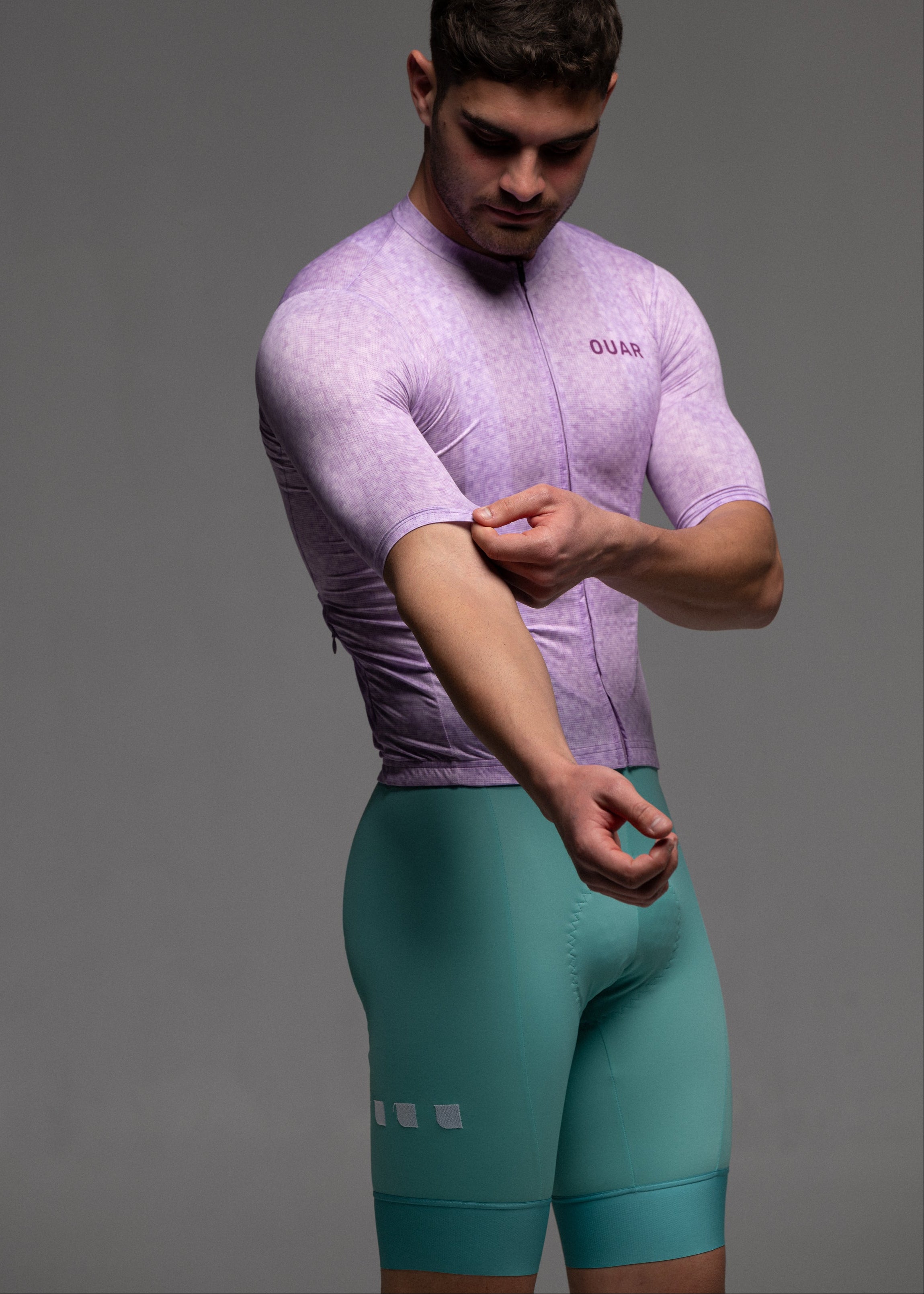VIOLET JERSEY + AQUAMARINE BIBS + WHITE/GREY SOCKS