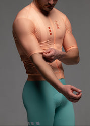 PEACH JERSEY + AQUAMARINE BIBS +`WHITE/GREY SOCKS