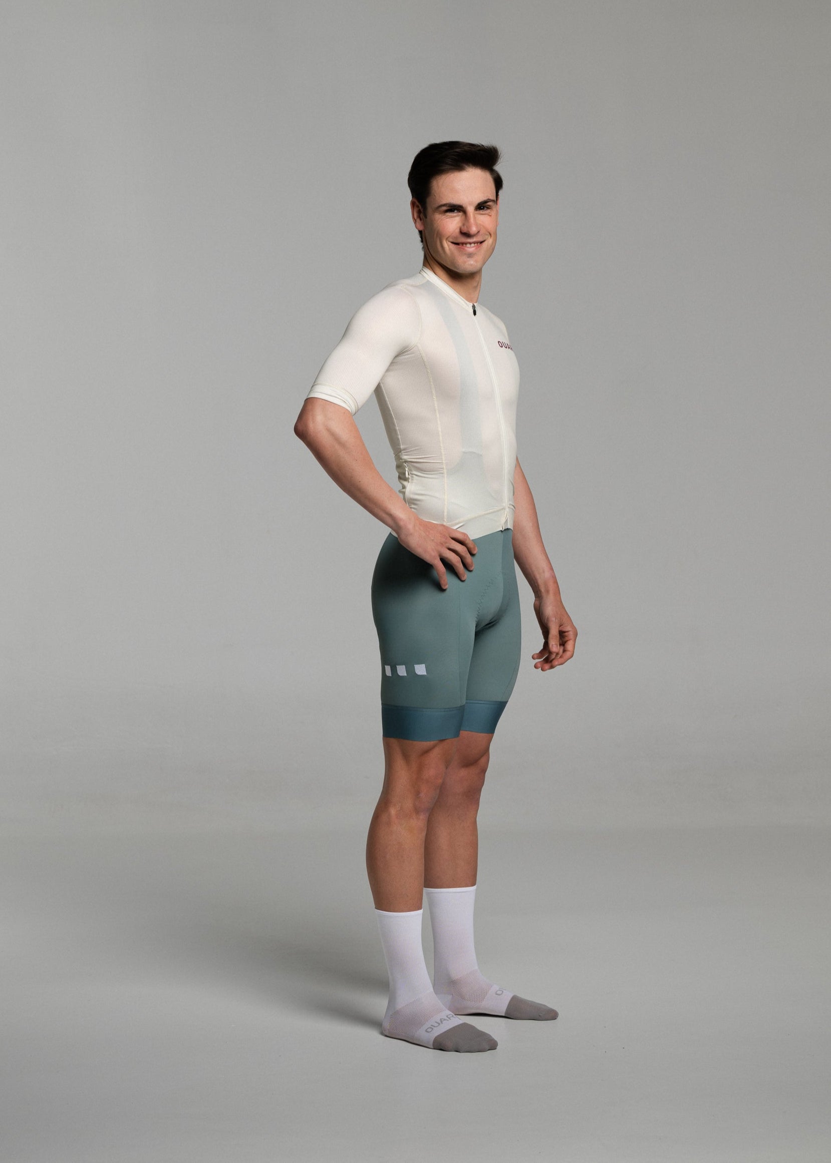 SAND EVO JERSEY + EUCALYPTO BIBS + WHITE/GREY SOCKS