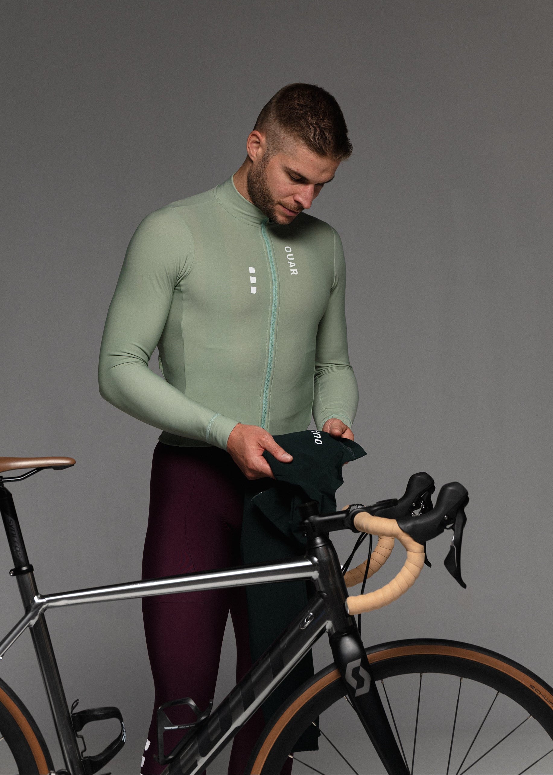 CHILL LS JERSEY + RIPE PLUM LONG BIBS + NECK WARMER + MERINO SOCKS