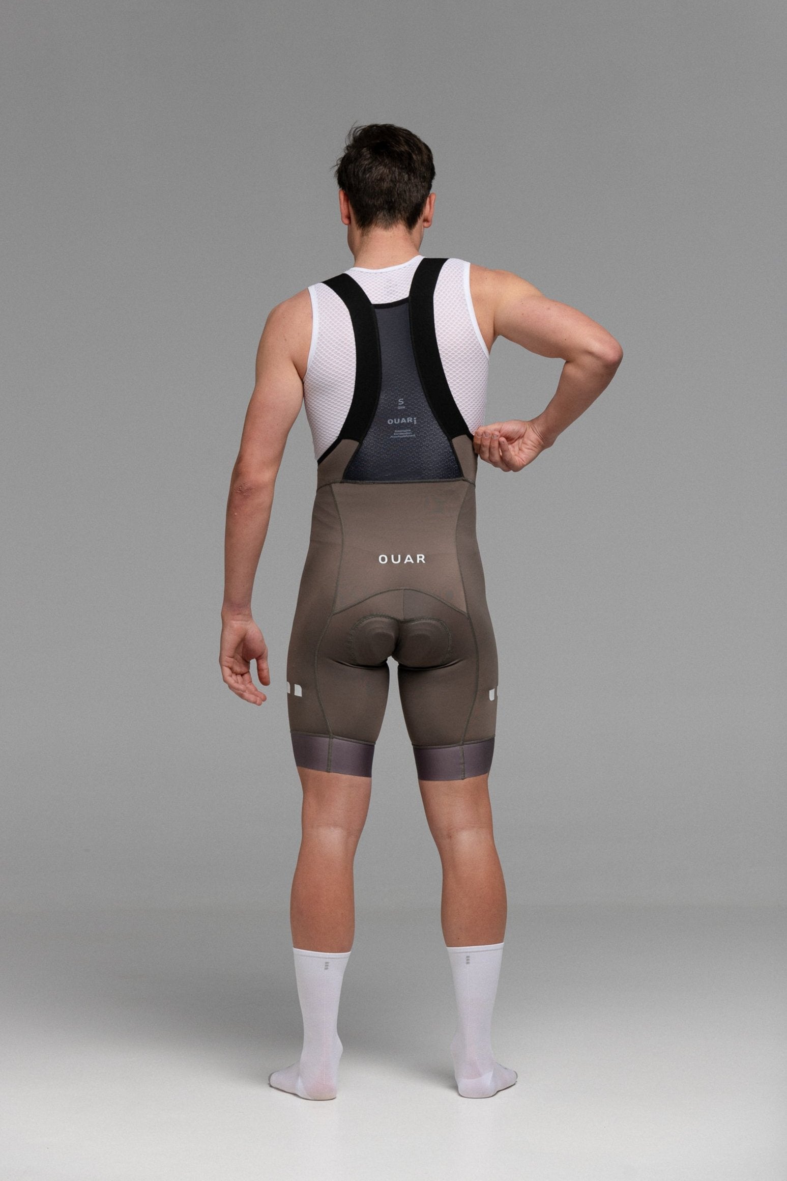 DIZZY WHITE JERSEY + STONE BIBS + WHITE/AQUA SOCKS
