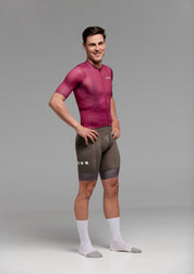 BURDEOS JERSEY + STONE BIBS + WHITE/GREY SOCKS