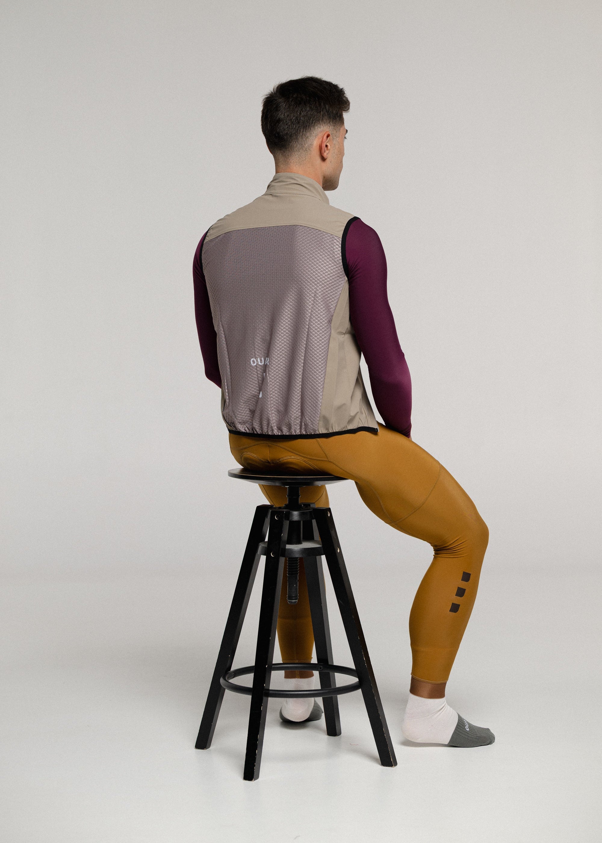 SOUL LS JERSEY + TIERRA LONG BIBS + SAND GILET + NECK WARMER