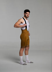 SAND JERSEY + TERROIR BIBS + WHITE/GREY SOCKS