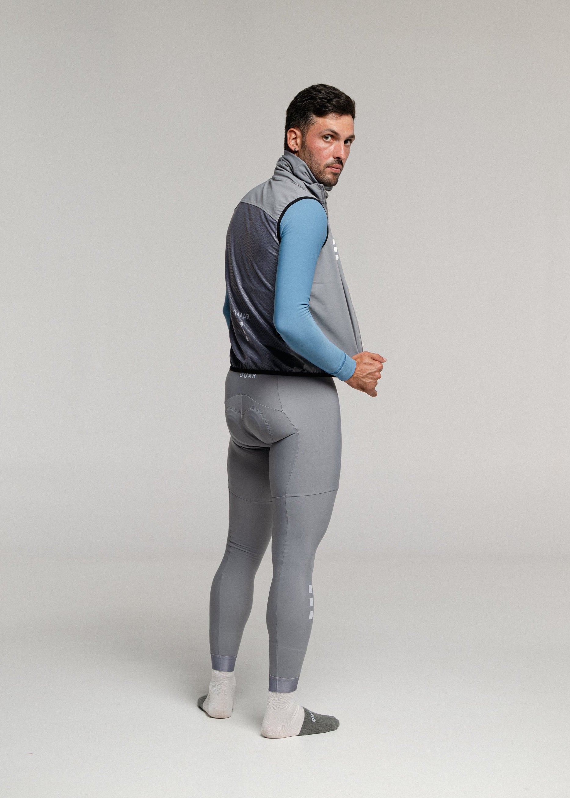 ELECTRO LS JERSEY + ARTIC GREY LONG BIBS + MIST GILET + NECK WARMER