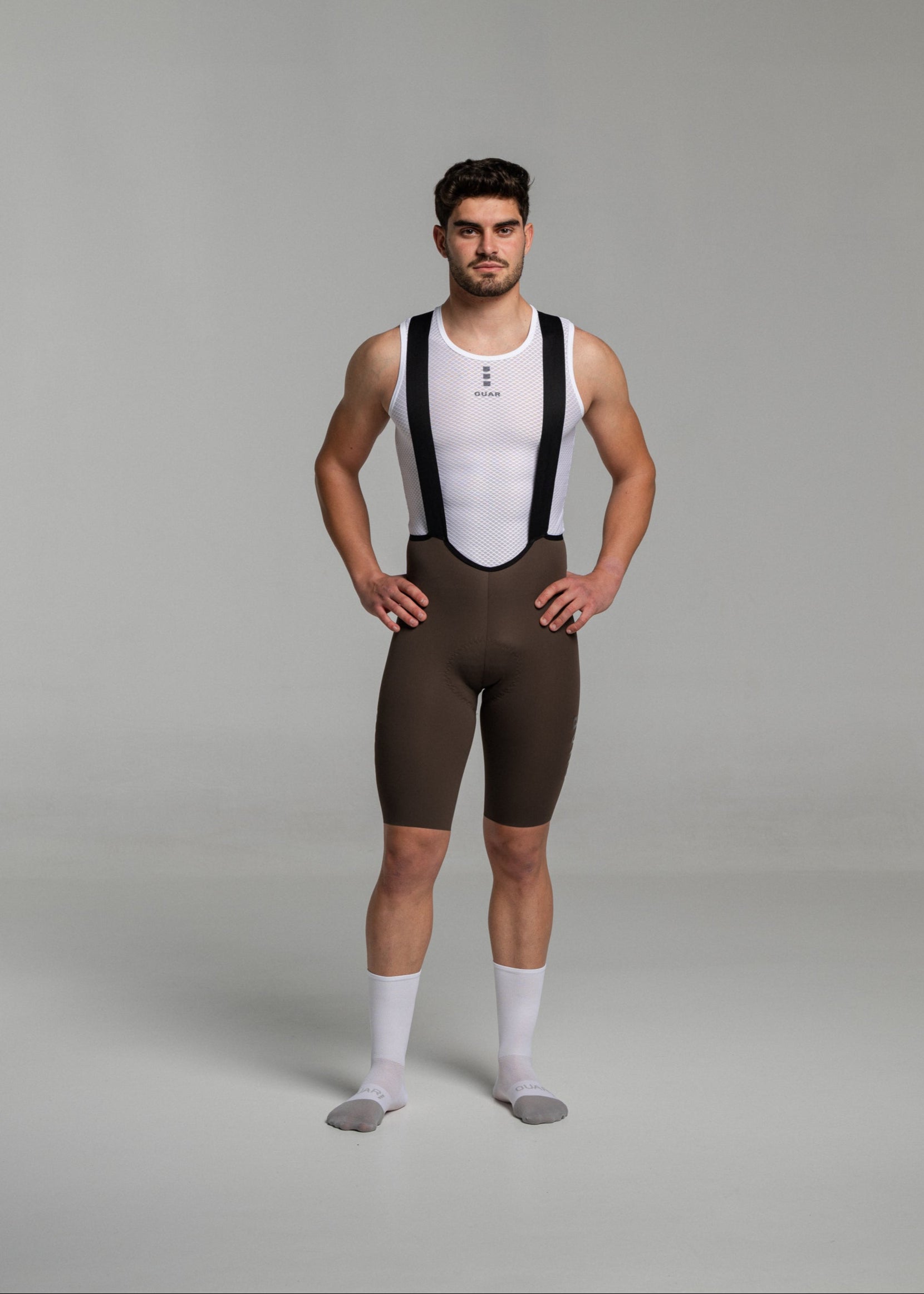 SAND JERSEY + COCOA BIBS + WHITE/GREY SOCKS