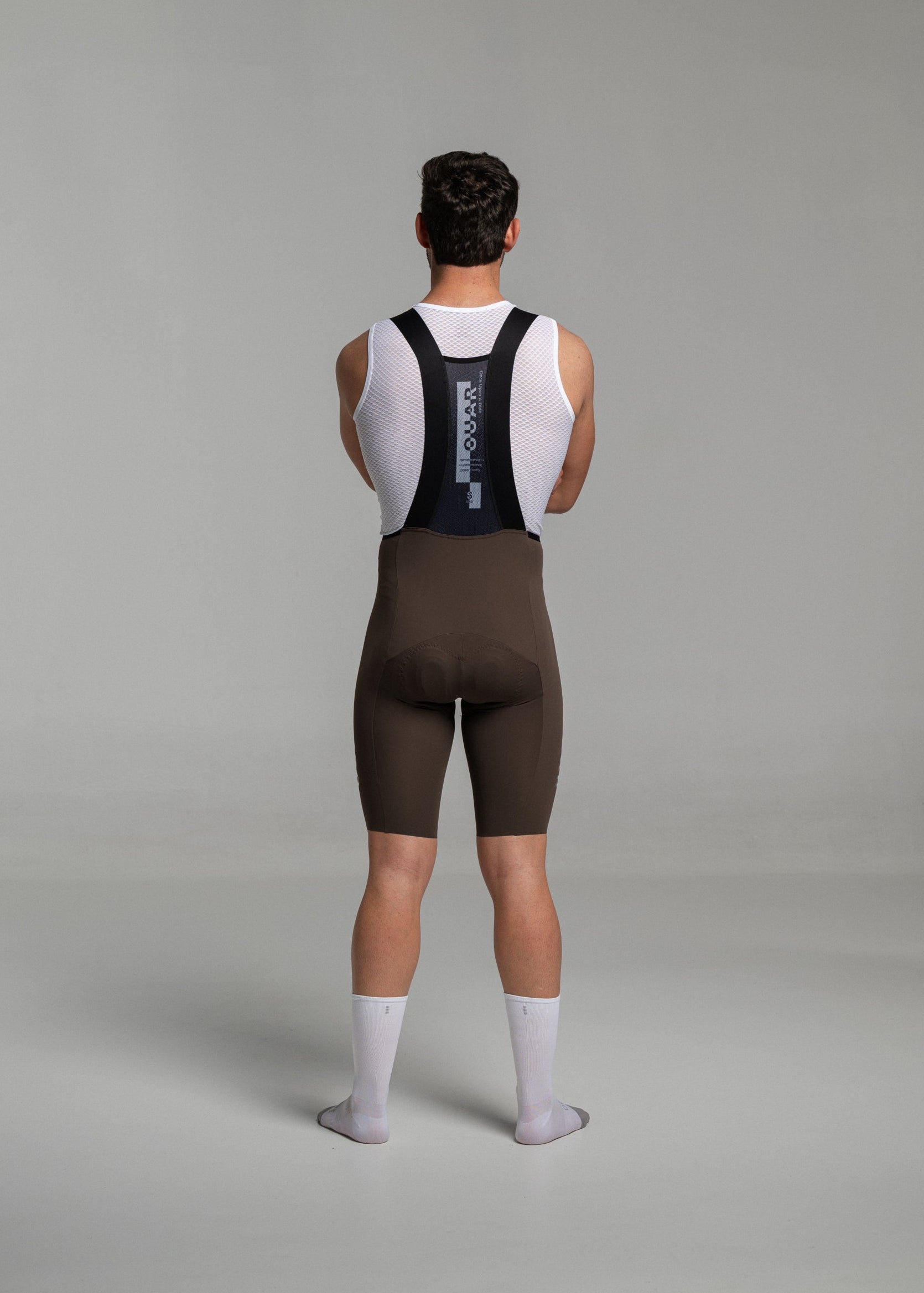 SAND JERSEY + COCOA BIBS + WHITE/GREY SOCKS