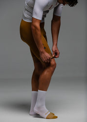 DIZZY WHITE JERSEY + TERROIR EVO BIBS + WHITE/AQUA SOCKS