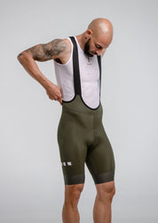 PISTACHIO JERSEY + WILD GREEN BIBS + WILD GREEN SOCKS