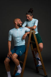 WHITE/AQUA - EVO Socks FREE